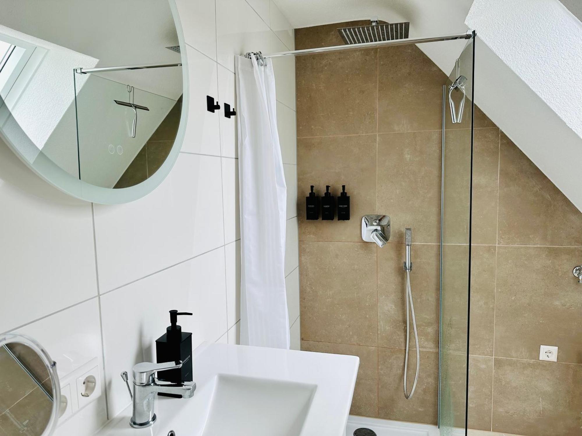 Bergblick-Apartment Istayunixi Seenaehe-Workspace-Netflix I Keine Monteure FDH Eksteriør bilde